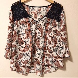 🌟Floral Paisley Blouse 🌟